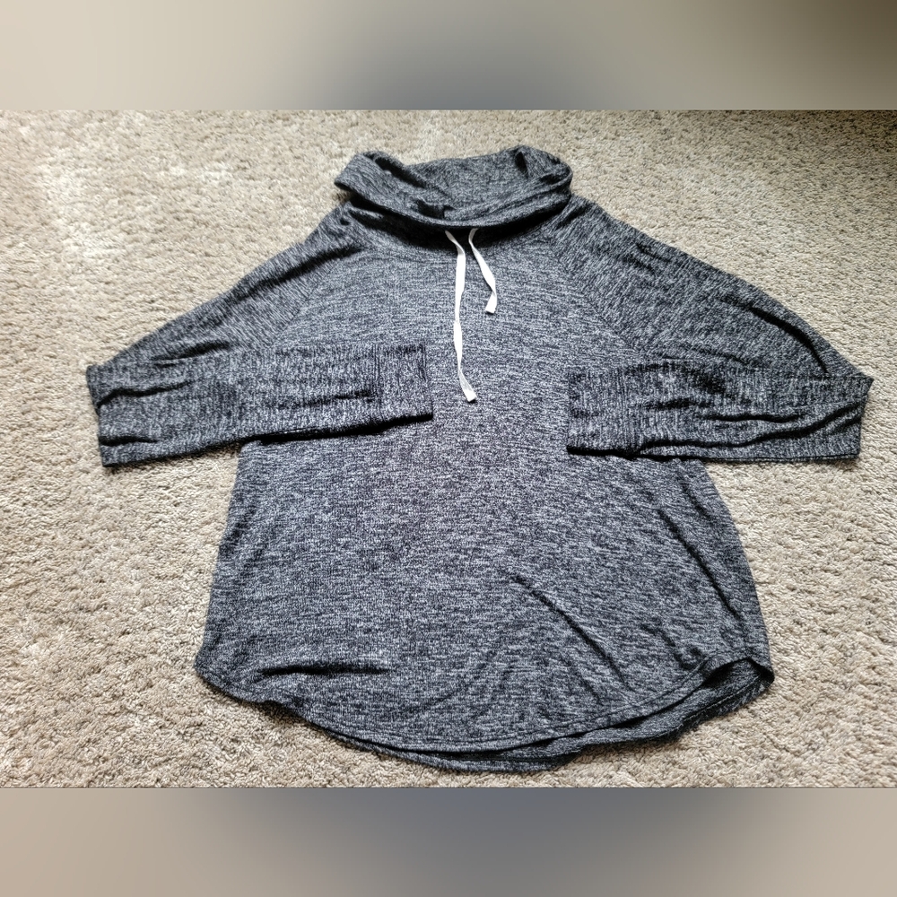 Hollister Womens Cozy Heathered Gray Hooded Pullover Size Medium
